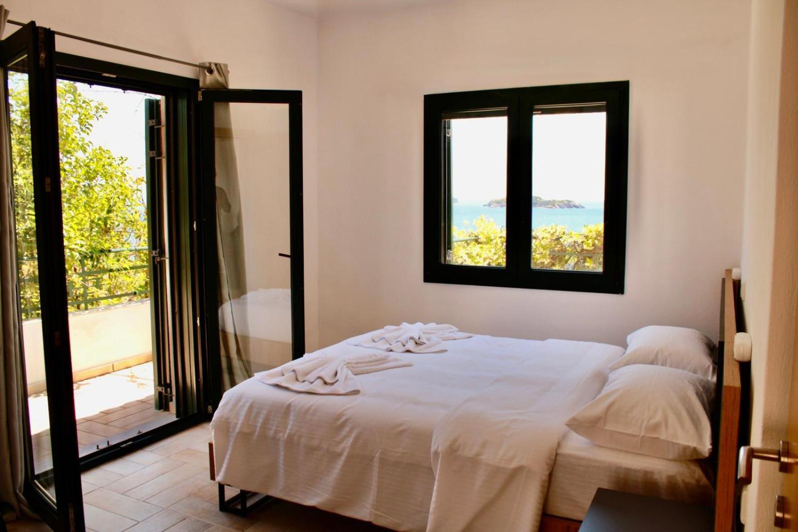 Helen'S 11 Boutique Aparthotel Achladies  Bagian luar foto