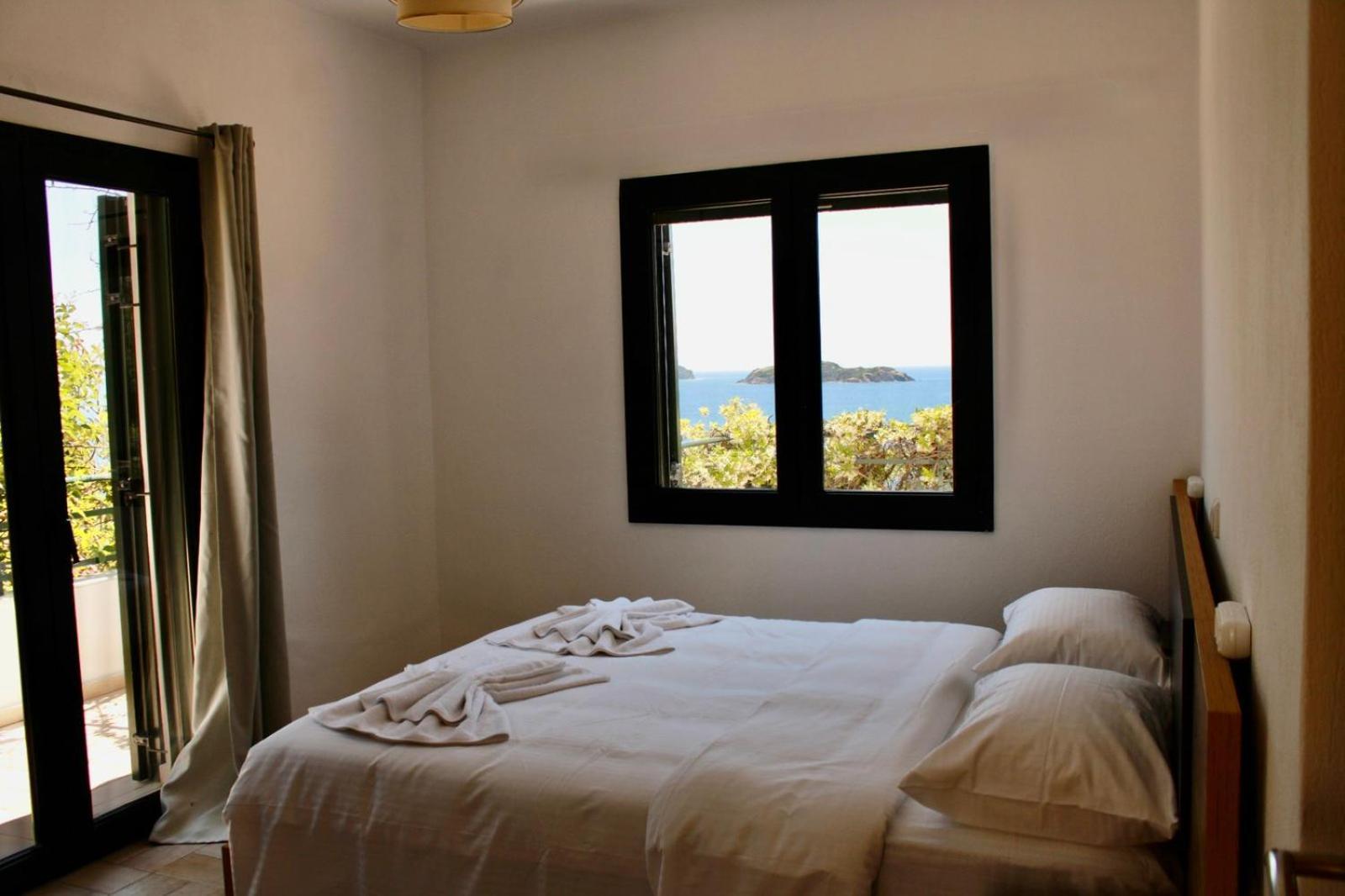 Helen'S 11 Boutique Aparthotel Achladies  Bagian luar foto