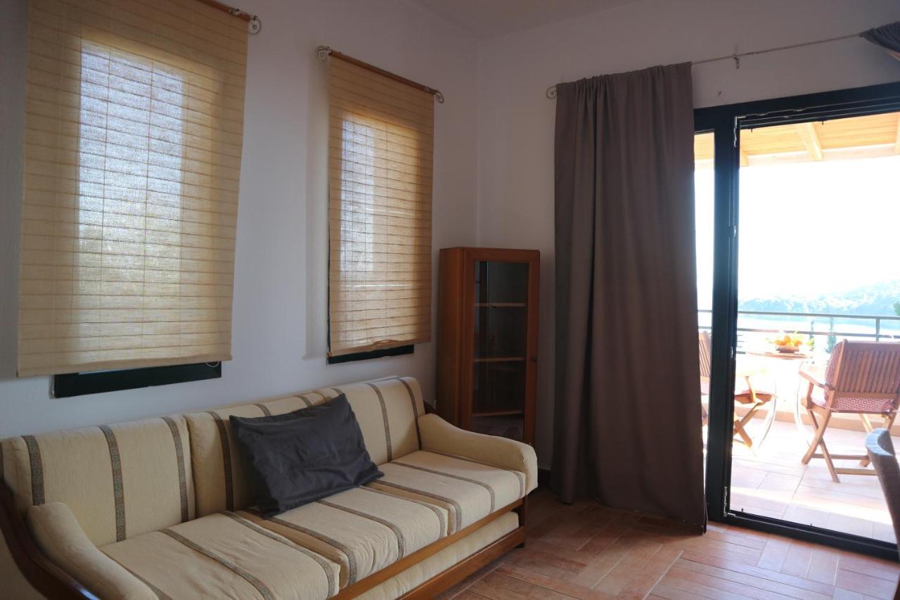 Helen'S 11 Boutique Aparthotel Achladies  Bagian luar foto